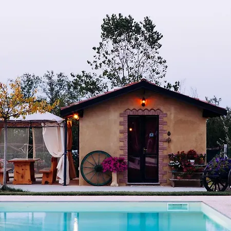 Il Grappolo Vacanze * La Morra